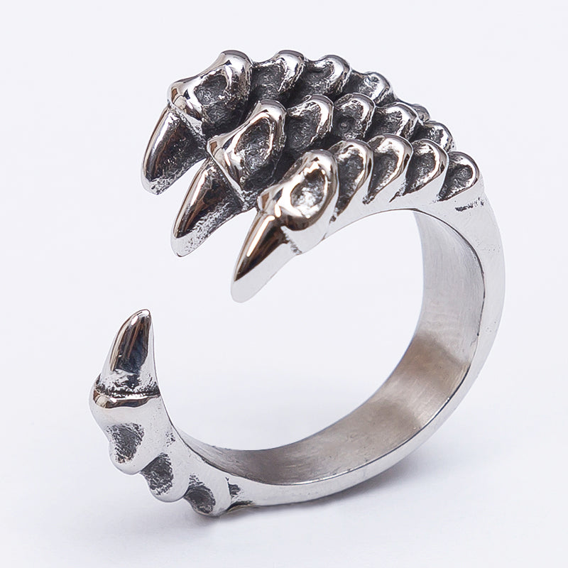 Apple Green Tsavorite Baby Dragon Claw ring in 9 carat Gold – Nick Von K